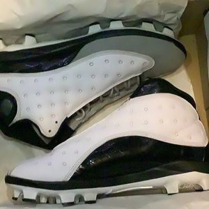 Jordan 13 mcs cleats